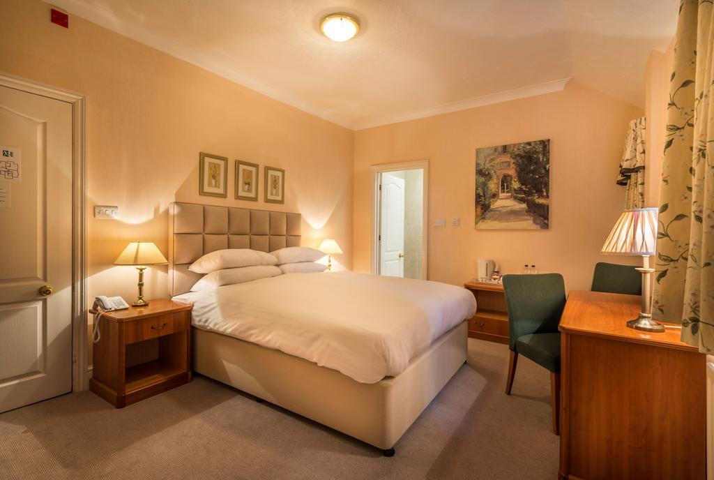 Petwood Hotel Woodhall Spa Room photo