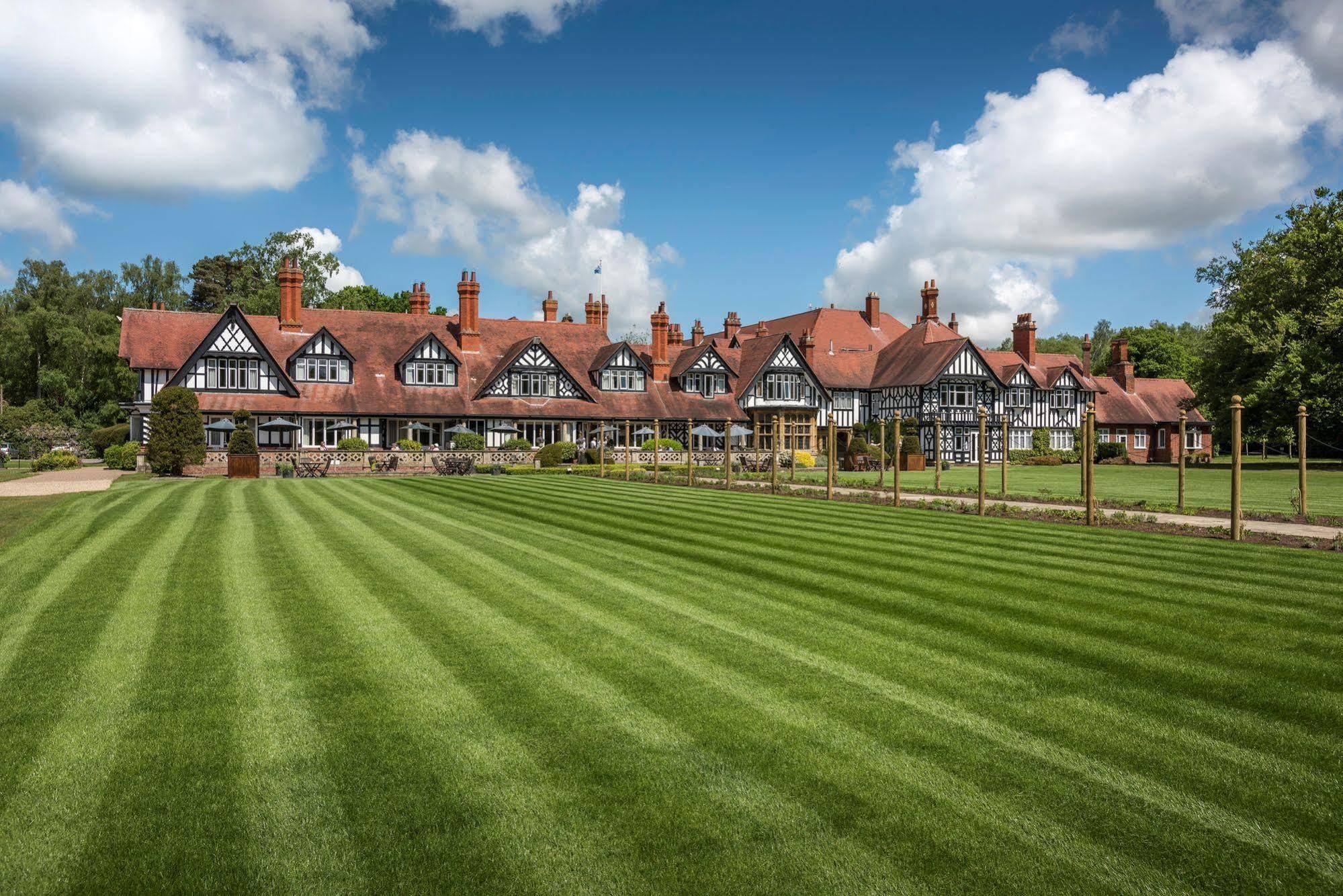 Petwood Hotel Woodhall Spa Exterior photo